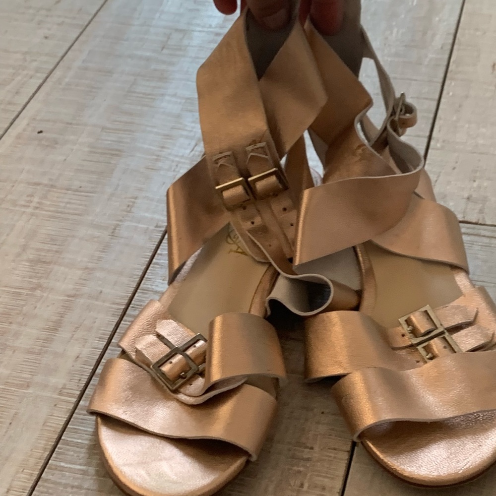 Rose gold leather strappy sandals - Picture 4 of 8